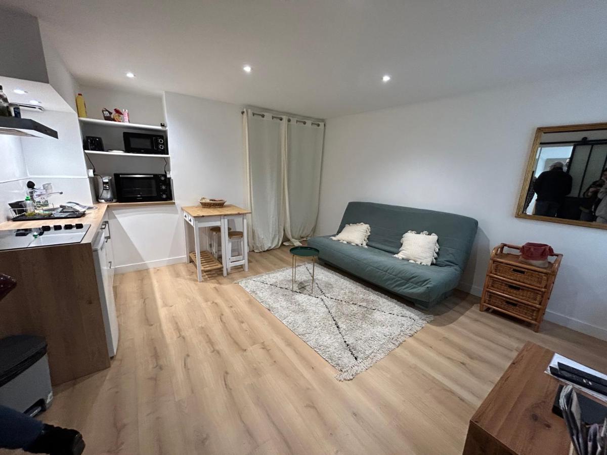 Blue Studio Cosy Et Calme Proche Du Centre Avec Tv Et Wifi ラ・ロシェル エクステリア 写真